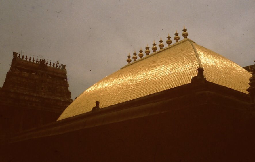 The roof of Chitrambalam Is made of 21600 gold plates, inscribed with Panchakshara mantra, held together with 72000 nails. As per Yogic philosophy, humans take 21600 breaths in a day and the prana is spread through the human body through 72000 nadi or veins. - Pic via internet