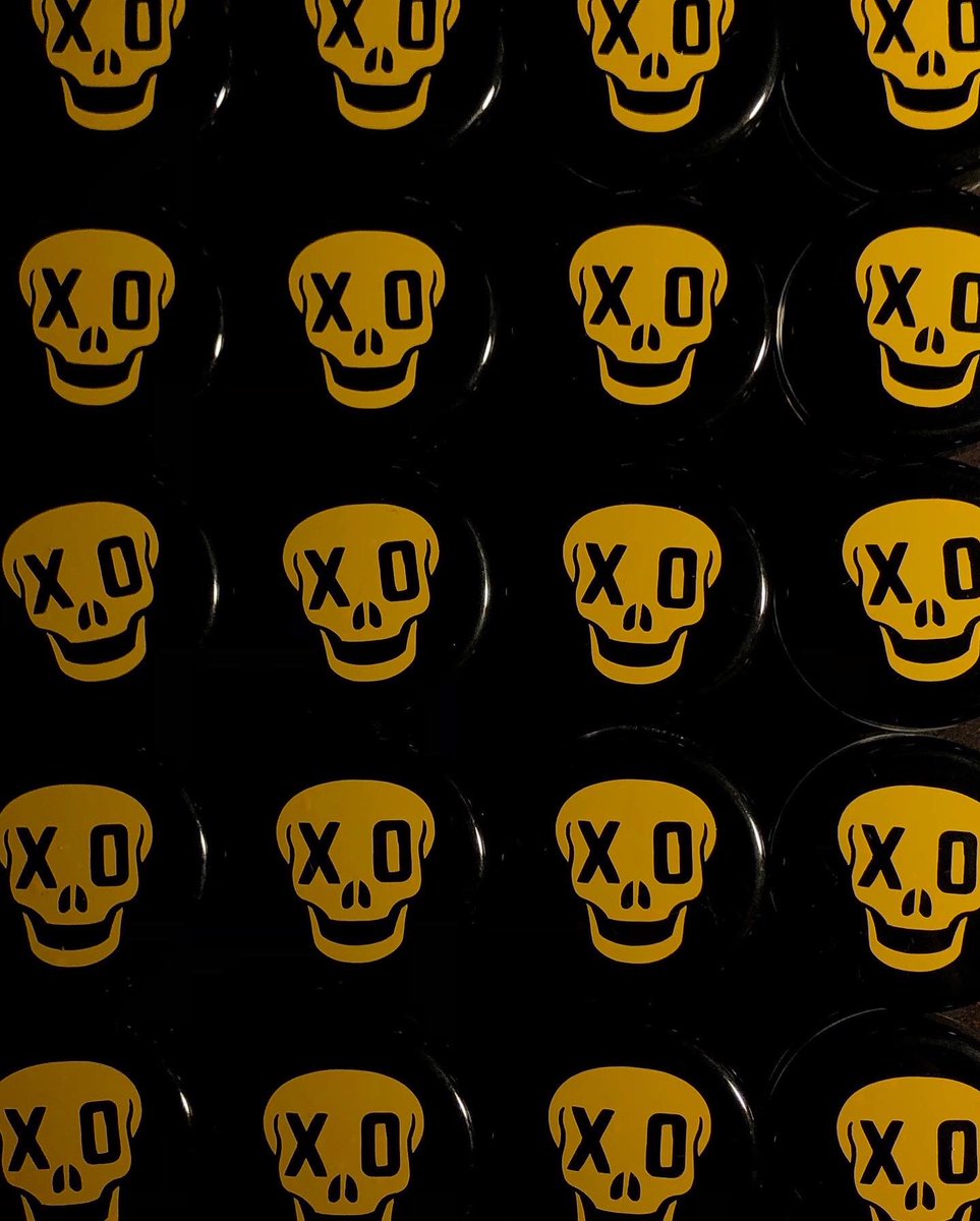 xoxobyaidan's tweet photo. Continuously upgrading our products to give you bigger &amp; better packaging and glitter ✨
#glowup https://t.co/oGQAPSGTu6