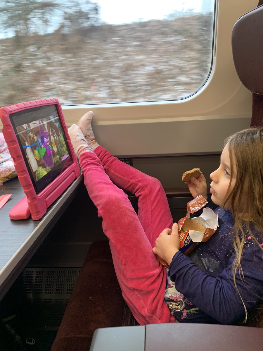 njrchfoundation's tweet photo. Snoozy Suzy 😴 & cheeky monkey 🐒 on our travels down to London again for treatment #braininfusions @GreatOrmondSt tmrw. #grateful #staysafe #essentialtravel #brinuera #hopeforbattens #cln2 @LNER #ourlittlewarriors #sundaytravel https://t.co/MH4QG3D1Gk