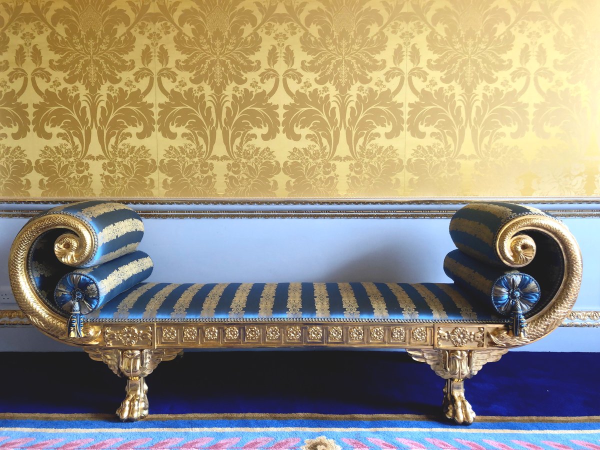 Gainsweaving's tweet photo. Our beautiful Damascus Stripe in Buckingham Blue and Gold (3547-11523) upholstered by @simon_houlding and made even more #luxurious with the fine #craftsmanship of @brianturnertrimmings.
#gainsboroughweaving
#textiles
#interiors
#traditionalinteriors
#heritage
#englishhomes https://t.co/t5UTHAdm3o