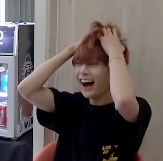 — jeongin being iconic; a happy birthday thread  #Straykids  #MaknaeINOnTopDay  #happyINday  #skz