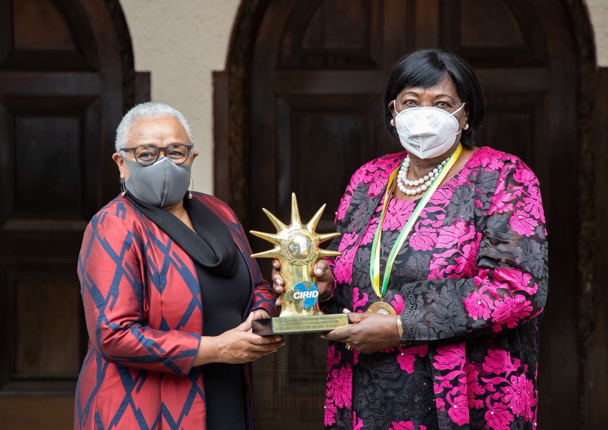 BreakingNewsKE's tweet photo. FORMER First Lady Mama Ngina receives Macky Sall award for role in ending political tension following the 2017 election. https://t.co/EsDgbEbCI4