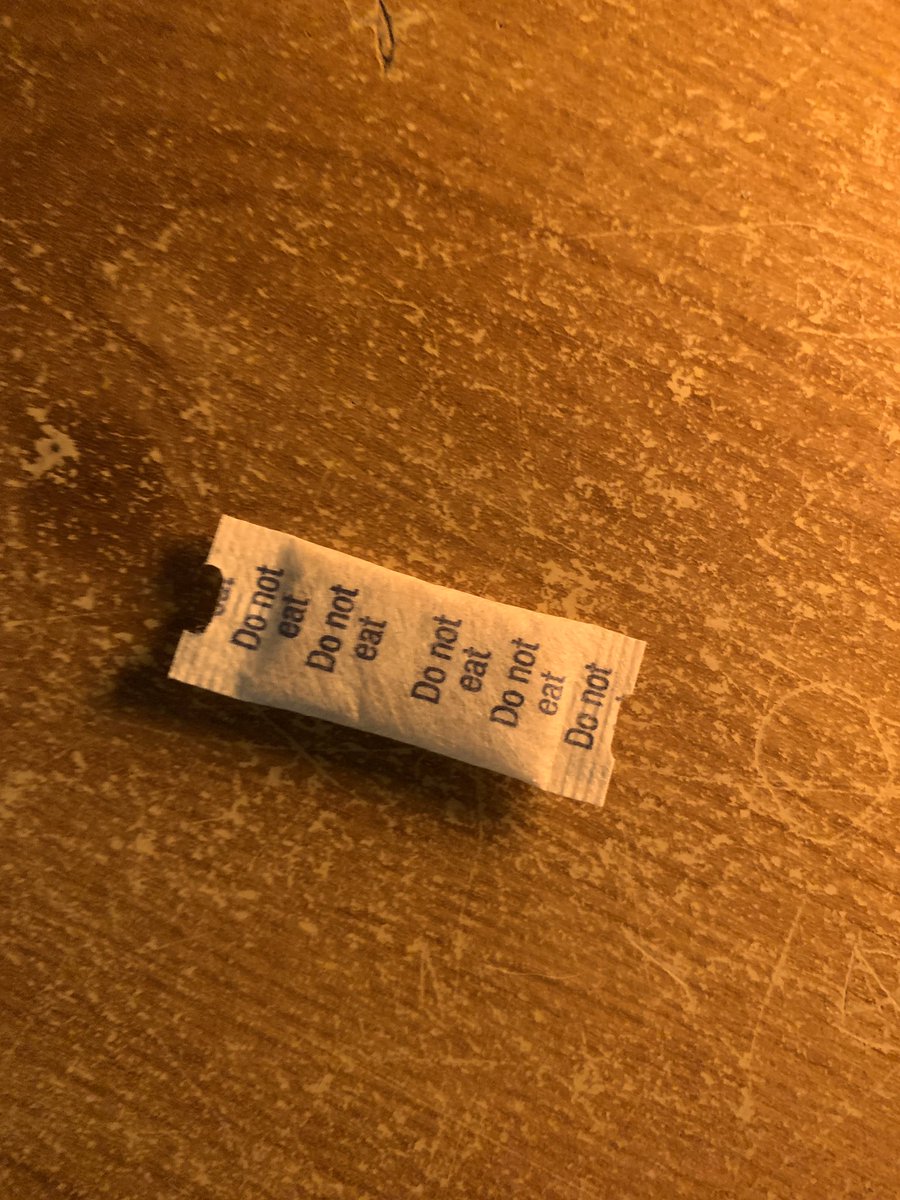alanjkenna's tweet photo. There’s only so many times you can be told not to eat silica gel until you start to wonder what they’re hiding from us and how tasty it must be https://t.co/zOW7ocDk1b