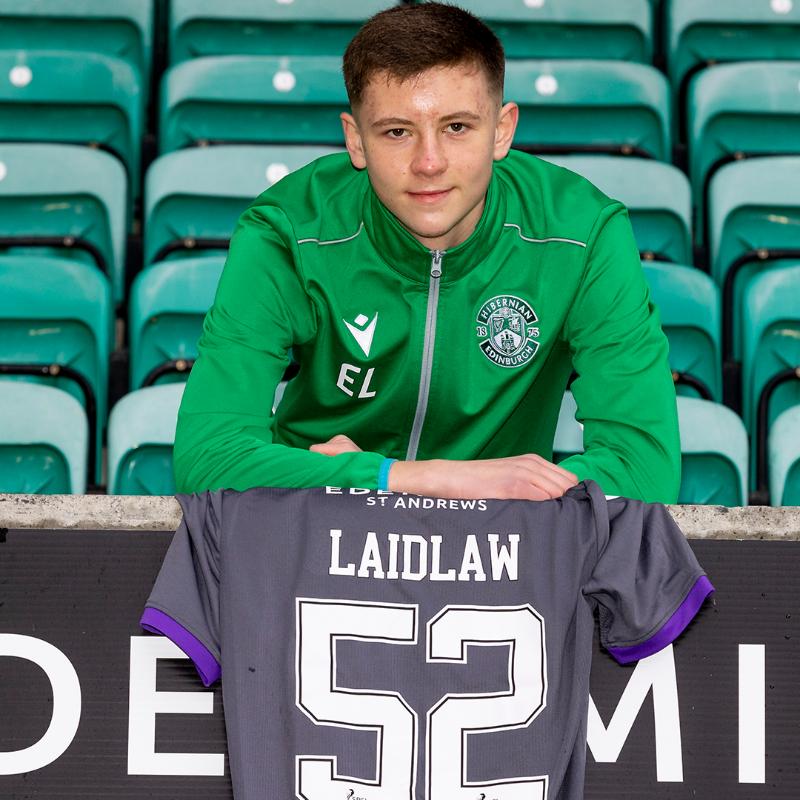 HibernianFC's tweet photo. 🗣 "It’s a great day for me and the family. I’ve been a big Hibs fan all my life."

🆕 Academy graduate Ethan Laidlaw has signed his first professional contract.

📈 The 16-year-old striker is the eighth player from the HTC youth ranks to have taken the step this season.