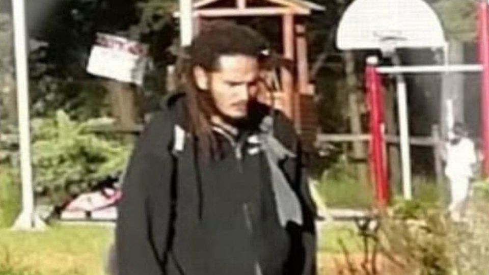 Estimada Familia de "Francisco Martínez" El equipo de nuestra Fundación nos hemos quedado impresionados por el reciente fallecimiento de su ser querido. Les acompañamos en estos momentos de dolor ante tan irreparable pérdida. 
Abrazos fuertes