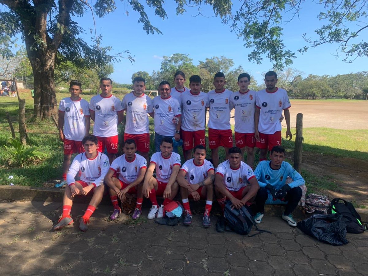 DiablosFC_'s tweet photo. 90' ⏱ | FT | Diablos 4-2 Dep. Hollman.

¡GANAMOS EN NUESTRO DEBUT CON GOLEADA!

⚽️ Luis Rojas.
⚽️ Luis Pérez.
⚽️ Kevin Lobo.
⚽️ Lombardo H.

¡Gran comienzo, equipo! #GoDiablos.❤️ https://t.co/uaSH2PLGGf
