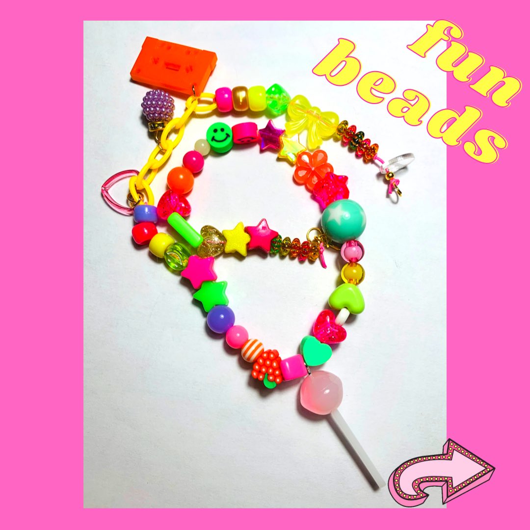 bordelinparis's tweet photo. Do you like my new chokers ? #choker #chokers #gifs #gift #women #valentinesday2021 #ValentinesDayGifts #paris #1980s #necklaces #eshopfrance #handmade #jewelry #ModoActivo #model #trends #fun #HAPPYBIRTHDAY #bijoux #colliercadeau #rasdecou #cadeau https://t.co/pjcbMxK0Ky
