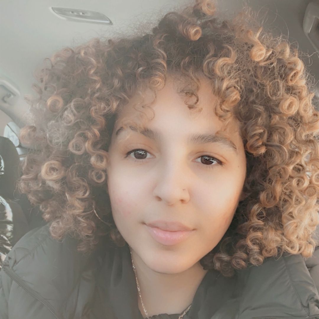 cvrlsandtxttoos's tweet photo. I went and got me a #Devacut yesterday and Oh my, I love my results.   Check my IG for more @cvrlsandtxttoos  #CurlCam https://t.co/oYWuWcAznj https://t.co/bZbR80iPpd