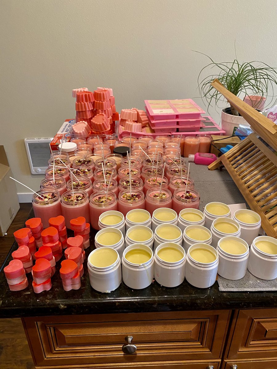 Your orders are on the wayyy 🤍