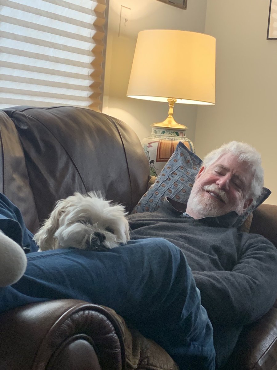 gtrobozic's tweet photo. Father&son just cozy Saturday #bobosphere https://t.co/A6TVqcaiiI