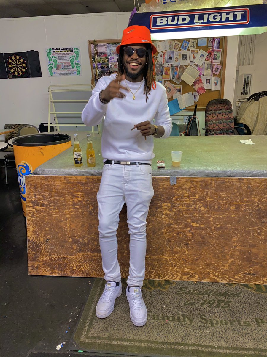 YCutterofficial's tweet image. Happiness 😁