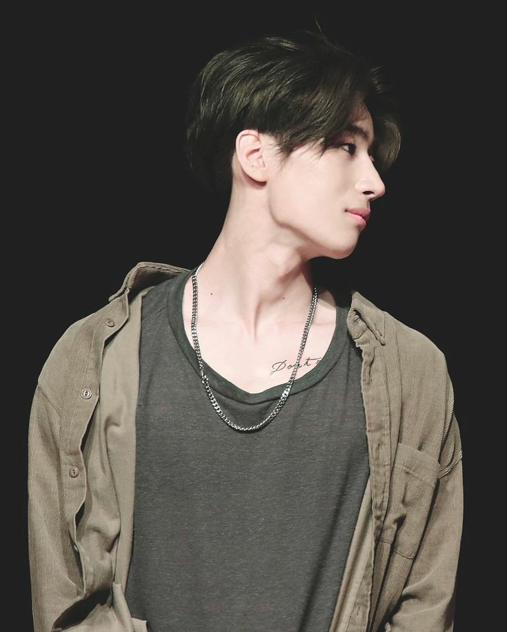 chancaron_'s tweet photo. A 2Seung SNS AU

Where Seungsik gets dragged to a salsa summer crash course by his friend because he didn't wanna attend it alone but what happens when Seungsik meets their dance instructor and can't take his eyes off his beautiful form and his perfect nose. https://t.co/NRx8bo9ENG
