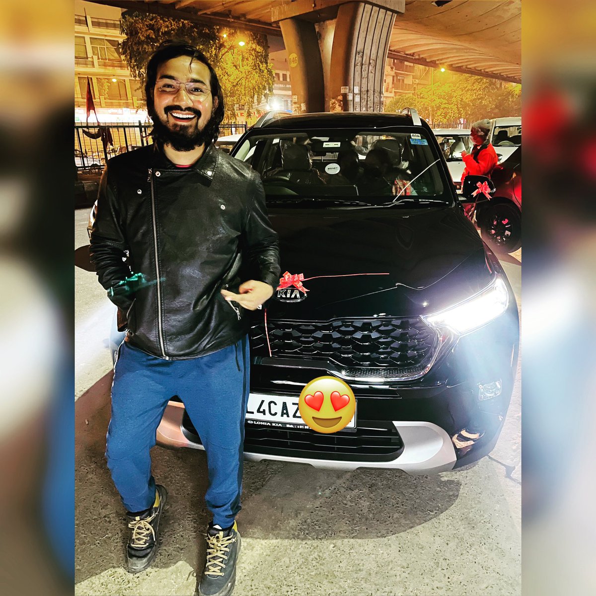 roughwire tweet media