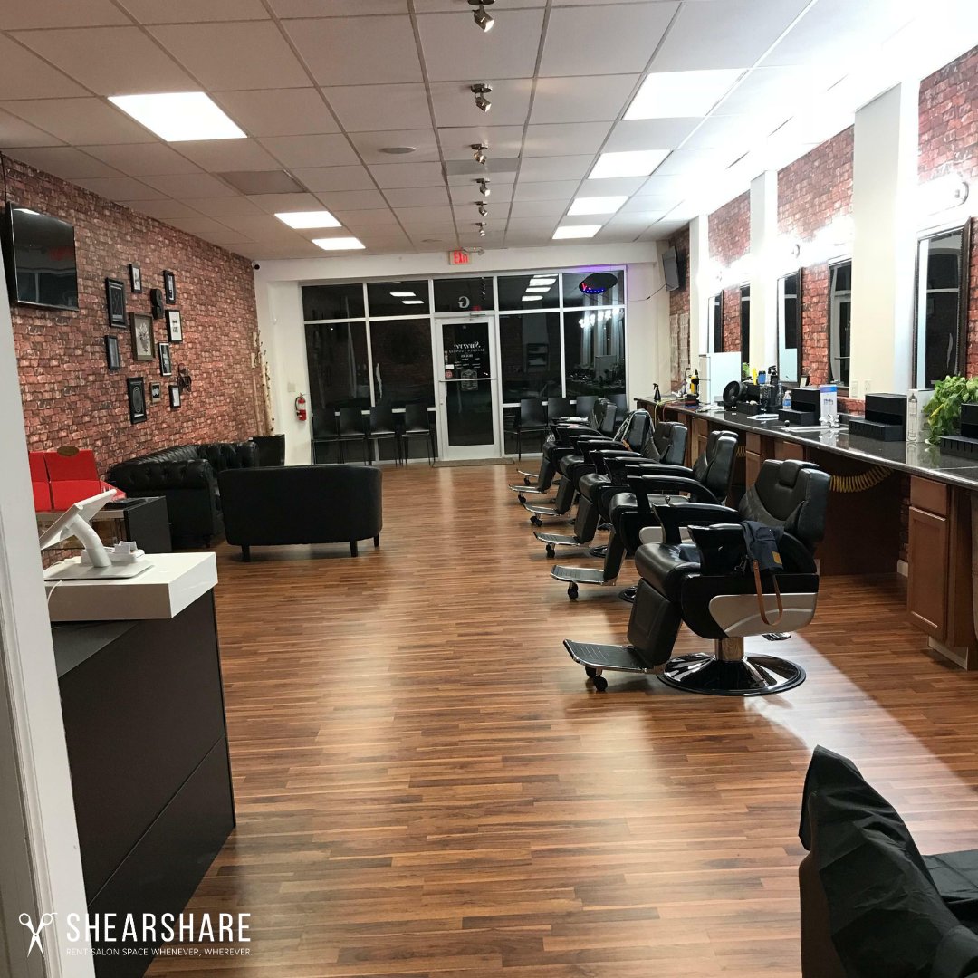 shearshare's tweet photo. If you're a #barber in #Charlotte in need of a station by the day, take a look at this #ShearShare gem.
Log into the #ShearShareApp to secure your rental before you miss out! https://t.co/TXnwgo3Inn
#Barbershop #Barbering #BnBonDemand https://t.co/4qVFUPqm2n