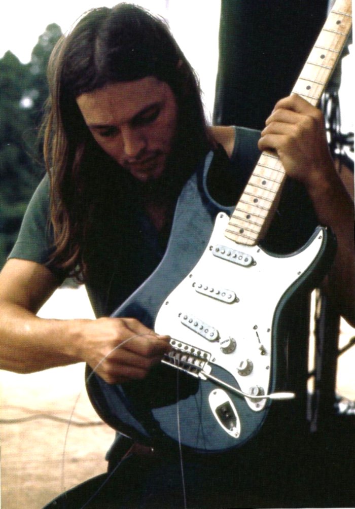 retron_vinyl's tweet photo. David Gilmour, circa 1972
I need to get this photo but in a poster! 
#RetrOnVinyl #DavidGilmour #PinkFloydPompeii https://t.co/YePANffLIQ