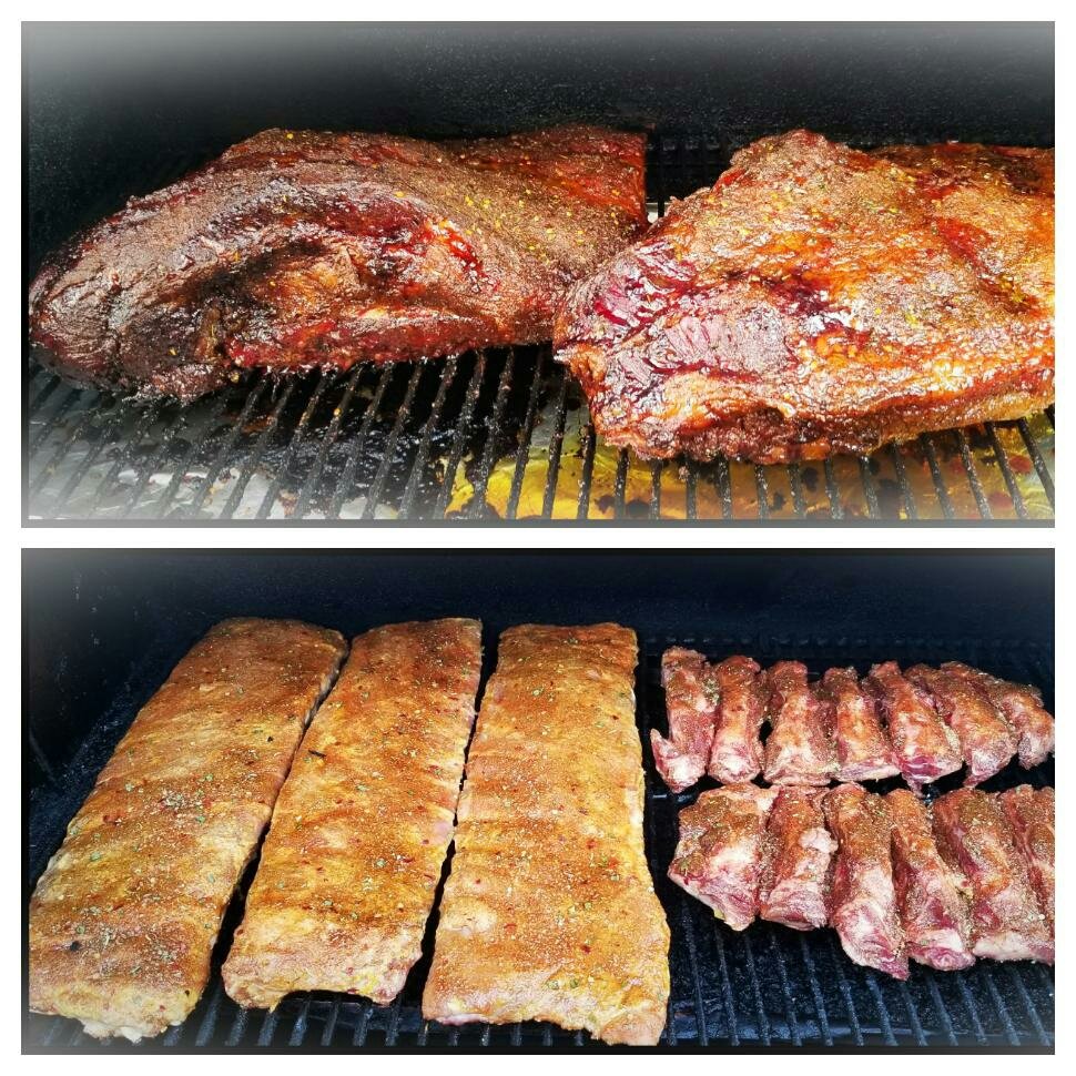 Ronjob1's tweet photo. #SuperBowl grub for a few lucky carnivores. Brisket, pork and beef ribs! #traegergameday https://t.co/E1aAA1Iolu