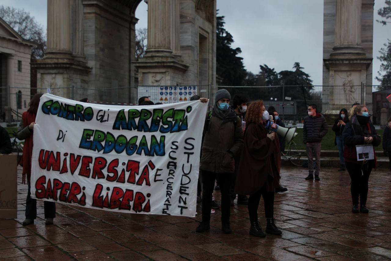 LINK coordinamento universitario (link_studenti) / Twitter