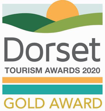 So proud of our front of house manager Kellie at Tangerine Cafe in Beaminster for her achievement in the Dorset Tourism Awards. She’s an ‘unsung hero’ with a heart of gold. Thanks so much to <a href="/DorsetTourAwds/">DorsetTourismAwards</a> and sponsors <a href="/Clockwork_Tweet/">Clockwork</a>