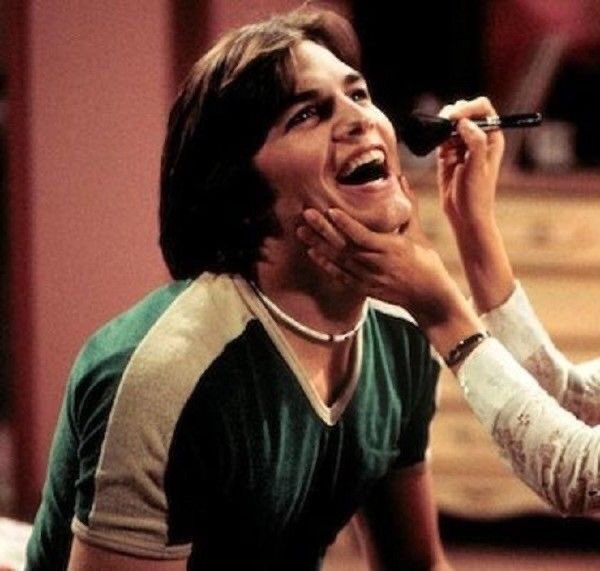 Happy birthday Ashton Kutcher he turned 43 today 