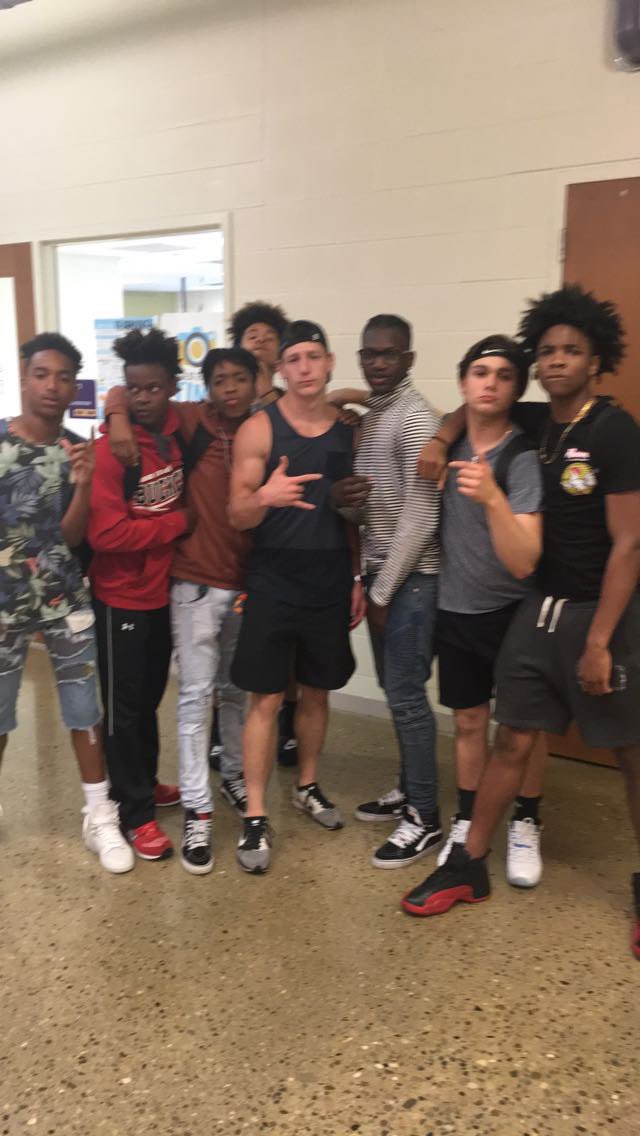 BreyonEddings21's tweet photo. Rest in Heaven J-Ice 🧊.. Check up on yours always 💔!! #Bombsquad https://t.co/aZvQrocX92