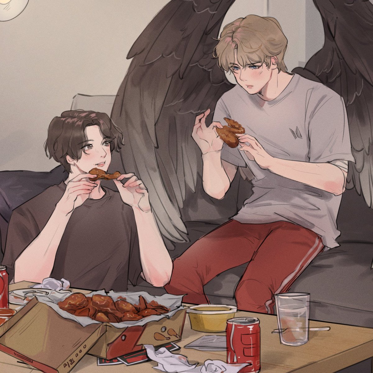 plainpainn's tweet photo. eating with mortals https://t.co/0uoLEEfPgi