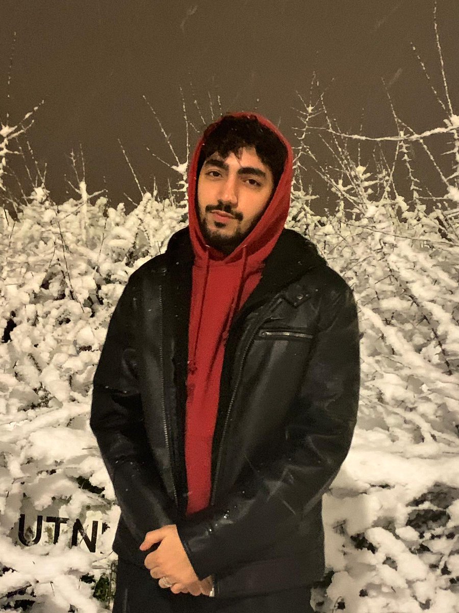 BreatheClean_'s tweet photo. Meet the team!
Next up: Pedram (he/him) 
Final Year Law student.
I am passionate about the environment and want to help reduce air pollution in our cities. https://t.co/s42sIJZHGu
