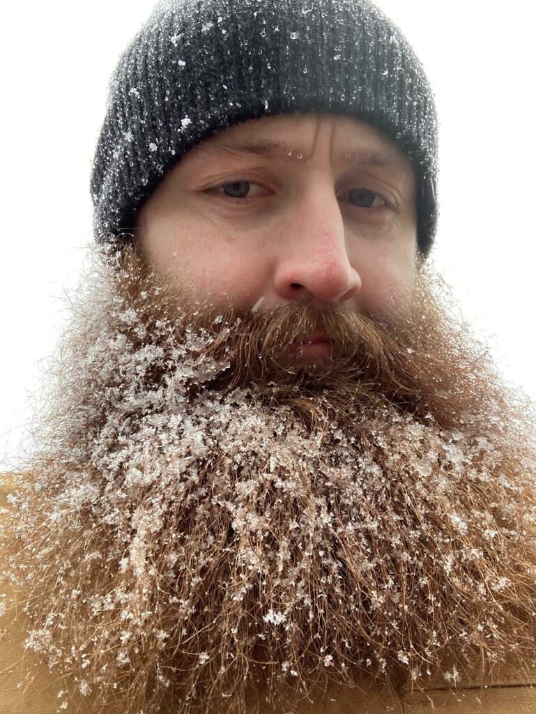 Snow beard via /r/beards ift.tt/39WMsAq