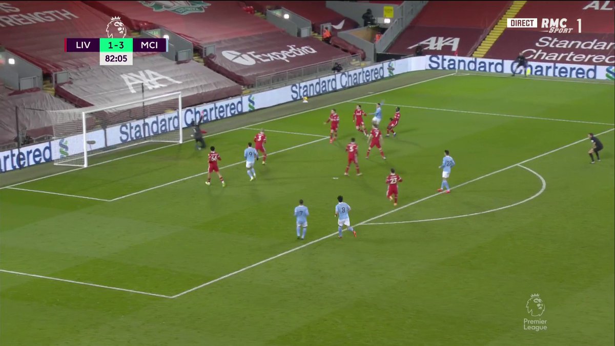 RMCsport's tweet photo. ⚡ ET DE 4 ! Le missile de Phil Foden qui trompe Alisson. Ça tourne à la correction : 4-1 pour City sur la pelouse d'Anfield.

#PLRMC #LIVMCI https://t.co/lfjWI7Tc7f