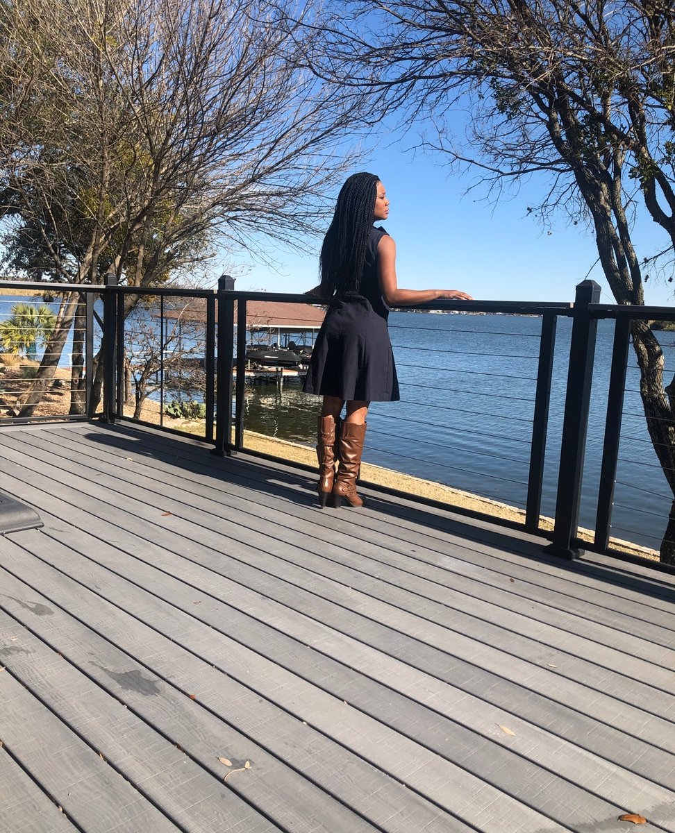 DallasSkinDoc's tweet photo. Be still, know.  #amomentspeace

#grateful #friscodermatologist #drdornechiacarter #bestill #know #abundance #family #community #water #peace #motivation #mojo  #mindfulness #love #nature #awareness #wellness #health #balance #liveauthentic https://t.co/GbbmllpJp8
