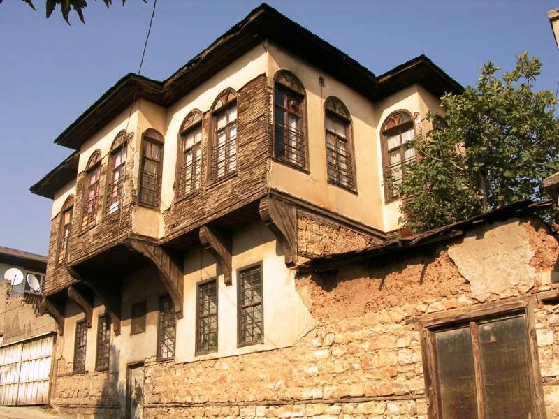 Dr_Fatih_Kose's tweet photo. 7 Şubat 1973 tarihindeki TBMM'de alınan karar ile Maraş'a kahramanlık unvanı verildi. 
Bu vesileyle arşivimden 2004-2010 yılları arasında çekmiş olduğum memleketimin fotoğraflarından birkaçı.. https://t.co/2aeN5mikf0