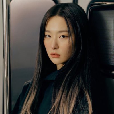 sewrlgi's tweet photo. #NewProfilePic https://t.co/4Ih8Js6war