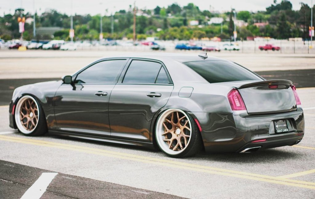 KingOfMopar1's tweet photo. Slammed 300 😍😍😍
📸 @JonathanZ_
#Chrysler #300style #Mopar https://t.co/AI4wdWaF8F