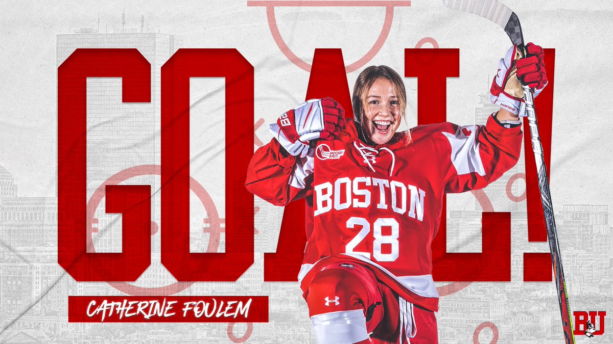 Catherine Foulem's first collegiate goal gives us a 2-0 lead late in the third!