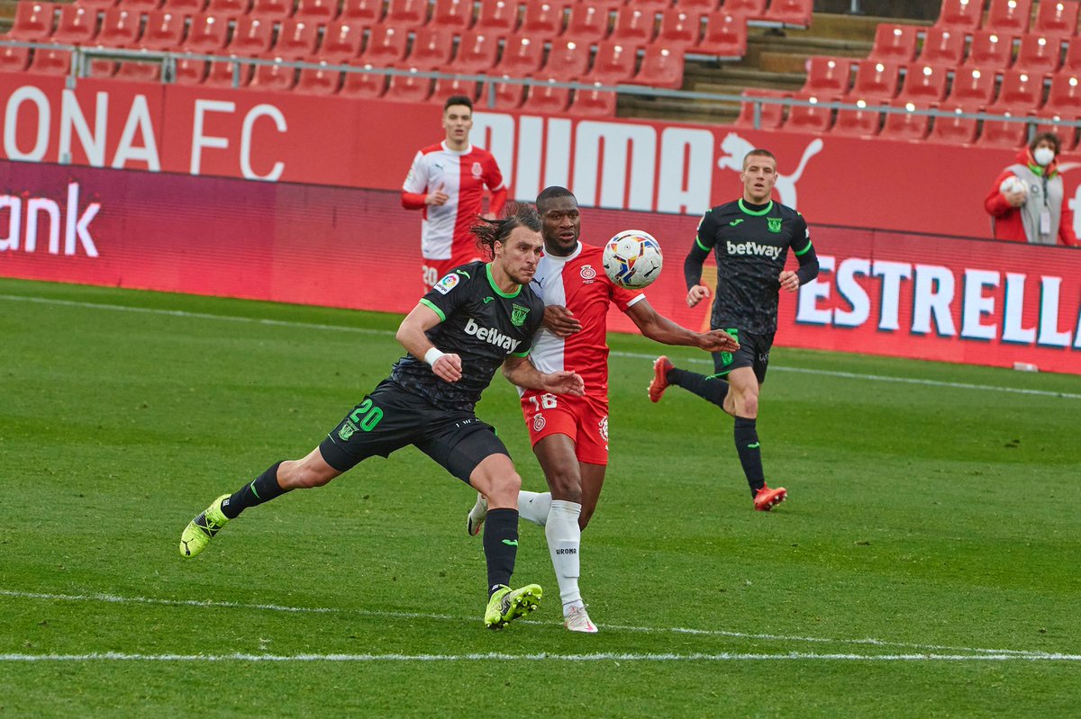 Feliz por los tres puntos y por reencontrarme con muchos amigos en Montilivi. Seguimos @cdleganes 👊⚽ #SentimientoPepinero