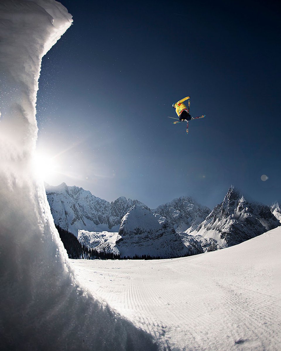 britejazz's tweet photo. This is not just one of my first photos freeski photos ever at #Ehrwald around 10 years ago. It was also the start for a great and long lasting friendship with Marinus Höflinger.

Instagram: https://t.co/XTSsApj639

 #winter #mountain #ski #freeski #skiing https://t.co/fzxZ3qzHxg
