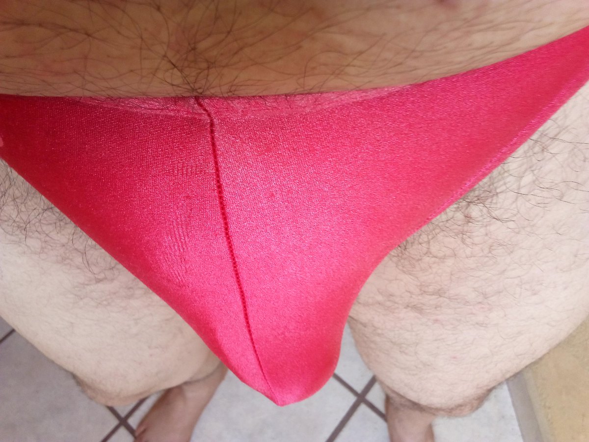 ReneNav47071117's tweet photo. Rojo para el amor https://t.co/rhVvVMtYeh