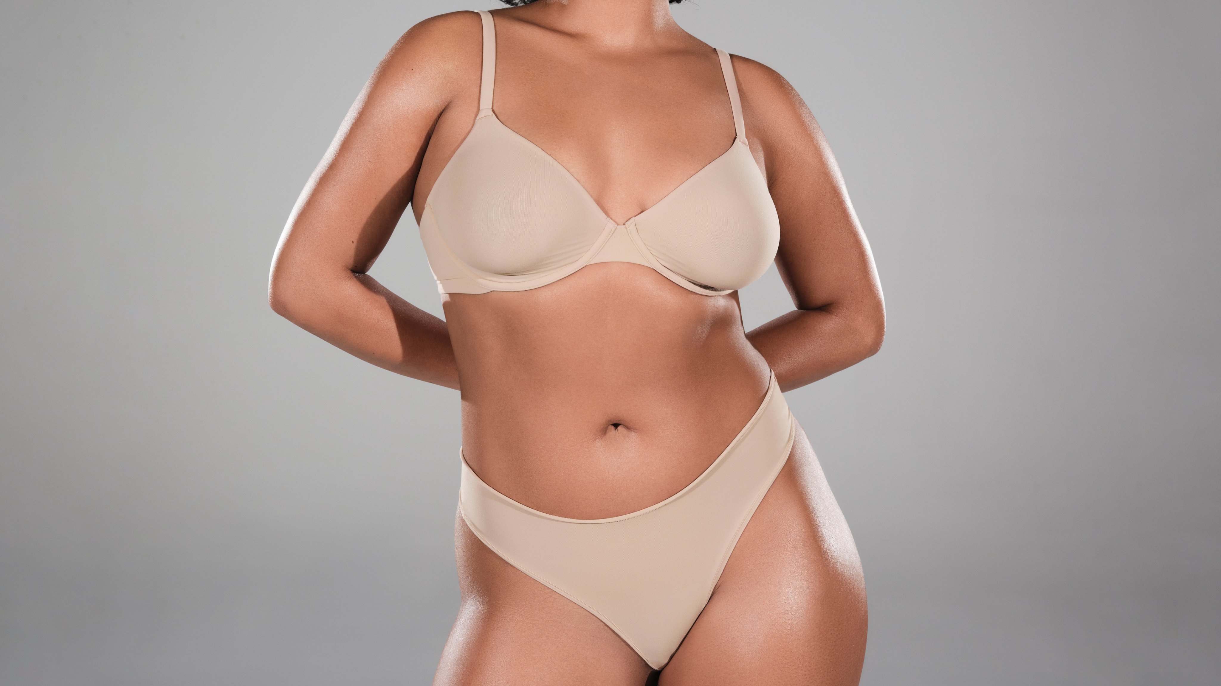 SKIMS on X: The Fits Everybody Unlined Underwire Bra — providing