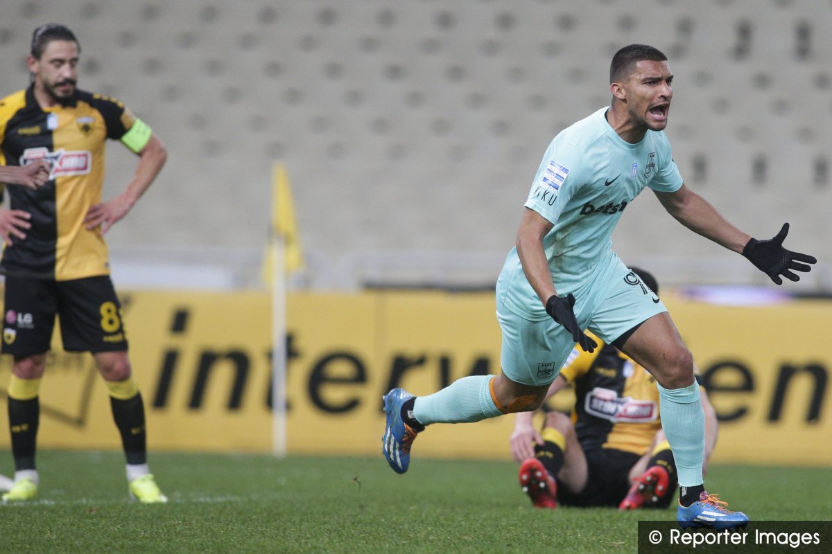 Gros coup de l'Aris qui s'en va gagner 2-0 sur le terrain de l'AEK grâce à un but de renard de <a href="/LR20officiel/">Lindsay Rose</a> et une réalisation de Xande Silva en fin de rencontre. Succès précieux dans la course à la 2e place, et énième déception pour l'AEK...