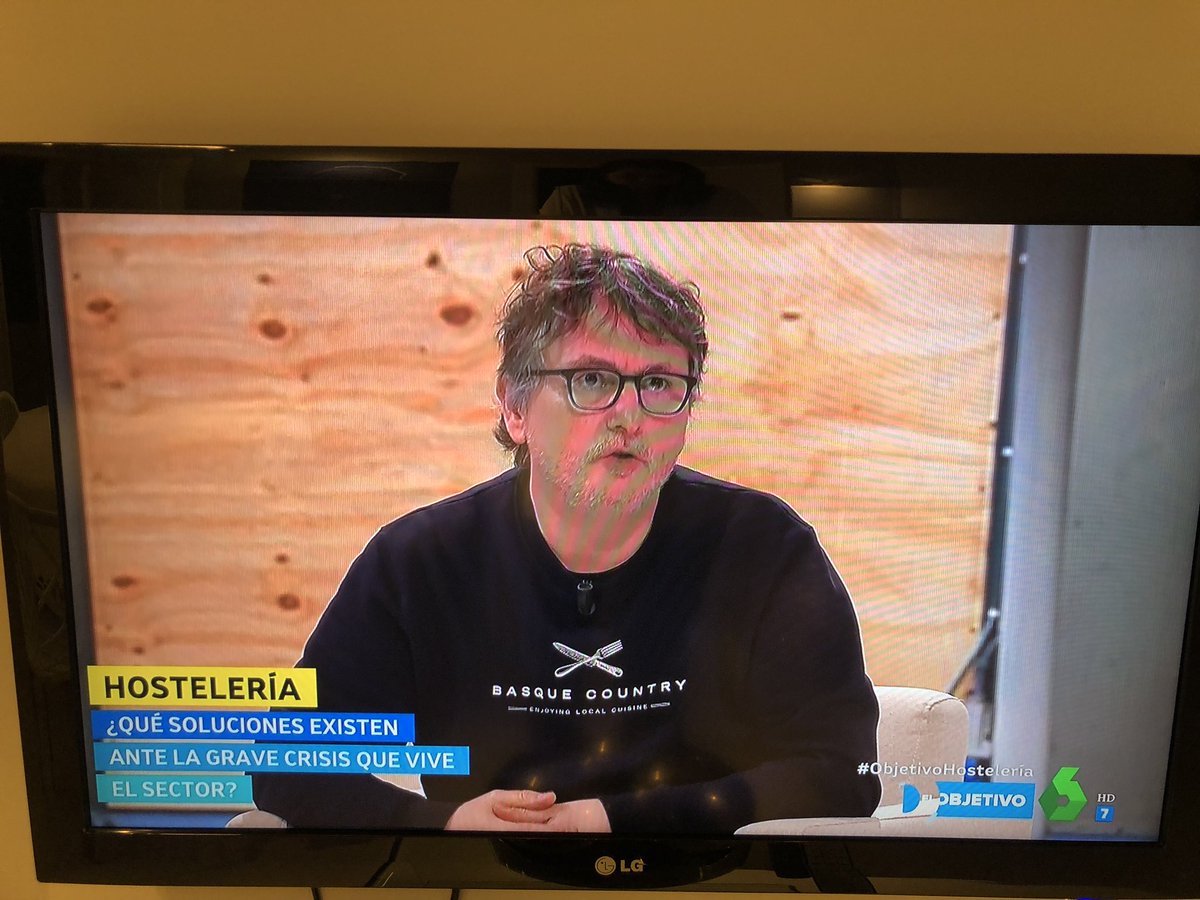 El presente es preocupante el futuro aterrador ¿A qué espera la Administración para hacer un plan estratégico para un sector esencial de la economía española? 
<a href="/ferranadria/">Ferran Adrià</a> “la hostelería necesita un rescate” 
“nos han expropiado el trabajo” <a href="/Mugaritz/">Mugaritz</a> 
 #ObjetivoHosteleria