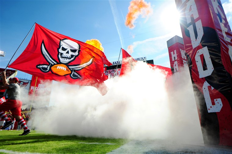 secoregepr's tweet photo. Enjoy THE BIG GAME safely today...and GO BUCS!  #raisetheflags #GOBUCS https://t.co/ehaUBCjfgs