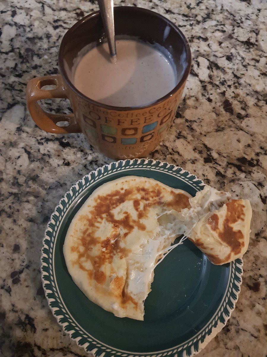 Disfrutando en compañía de mi querida familia....saludos cordiales.