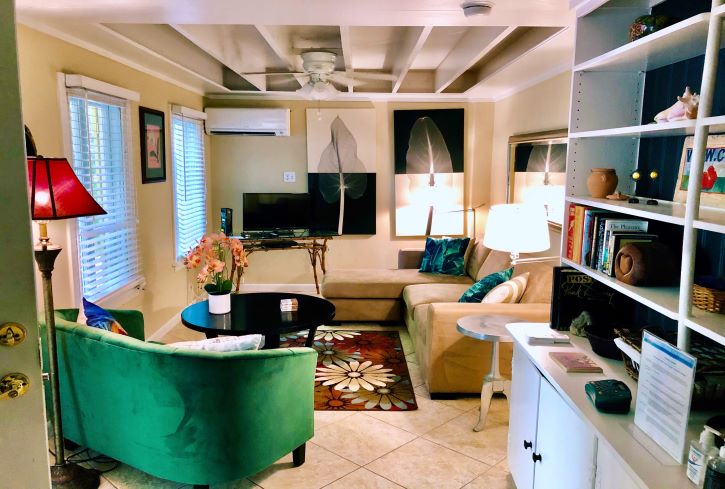VHKW's tweet photo. Vacation Homes of Key West on #Google https://t.co/dHltJpwE8y https://t.co/08qPdUGCAi T𝙧𝙤𝙥𝙞𝙘𝙖𝙡 𝙩𝙧𝙚𝙚 𝙜𝙖𝙧𝙙𝙚𝙣 𝙛𝙡𝙖𝙩 𝙘𝙡𝙤𝙨𝙚 𝙩𝙤 𝙩𝙝𝙚 𝙗𝙚𝙖𝙘𝙝,🏝 𝙖 𝙤𝙣𝙚 𝙤𝙛 𝙖 𝙠𝙞𝙣𝙙 𝘽𝙤𝙝𝙚𝙢𝙞𝙖𝙣 𝙩𝙧𝙚𝙖𝙨𝙪𝙧𝙚. 1 𝘽𝙍 1𝘽𝘼 - 𝙞𝙙𝙚𝙖𝙡 𝙛𝙤𝙧 𝙖 𝙘𝙤𝙪𝙥𝙡𝙚 https://t.co/9o9cLfu9Dt