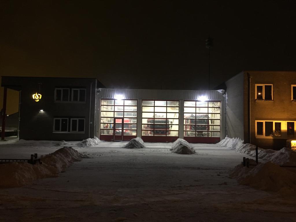 Voor de nacht het terrein weer schoon😅