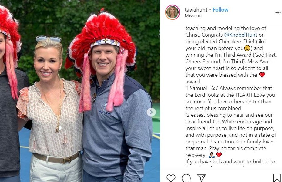 People say I should be honored by the  @Chiefs for upholding Native traditions.I disagree. The team owner Lamar Hunt posed for an IG photo wearing a fake headdress celebrating his son being elected "Cherokee Chief" at a Christian Camp.This speaks volumes.