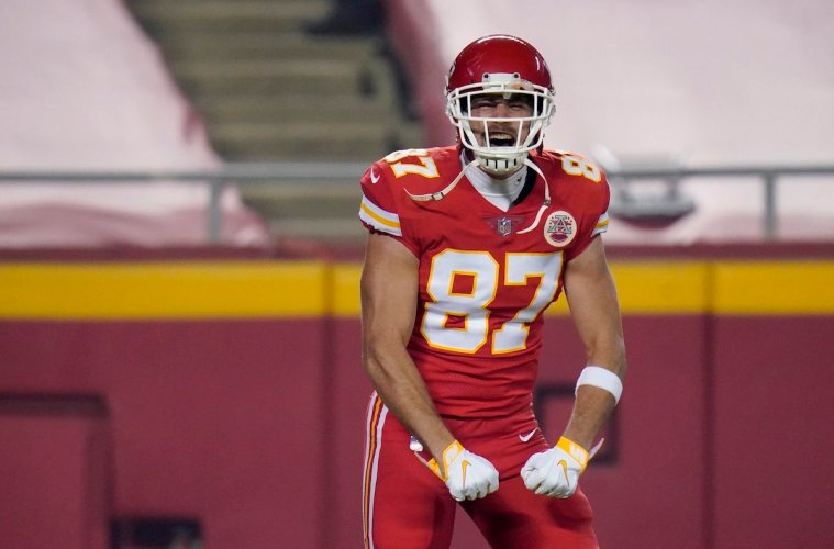 Tad690's tweet image. Not my team but its all about this guy tonight 😍😍😍🏈🏈🏈 #CheifsKingdom #Kelce87 @Chiefs @tkelce