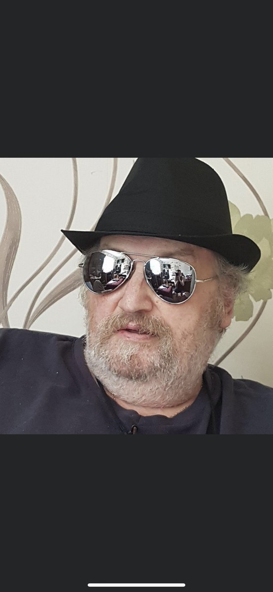 Lisa_Haynesx's tweet photo. So today I lost my best friend and the best Daddy to the dreaded Covid! A true gent with an even better sense of humour. I feel lost, confused and angry but it can only get better 🤞🤞. For now rest easy old man. https://t.co/AfKRyEEd3P