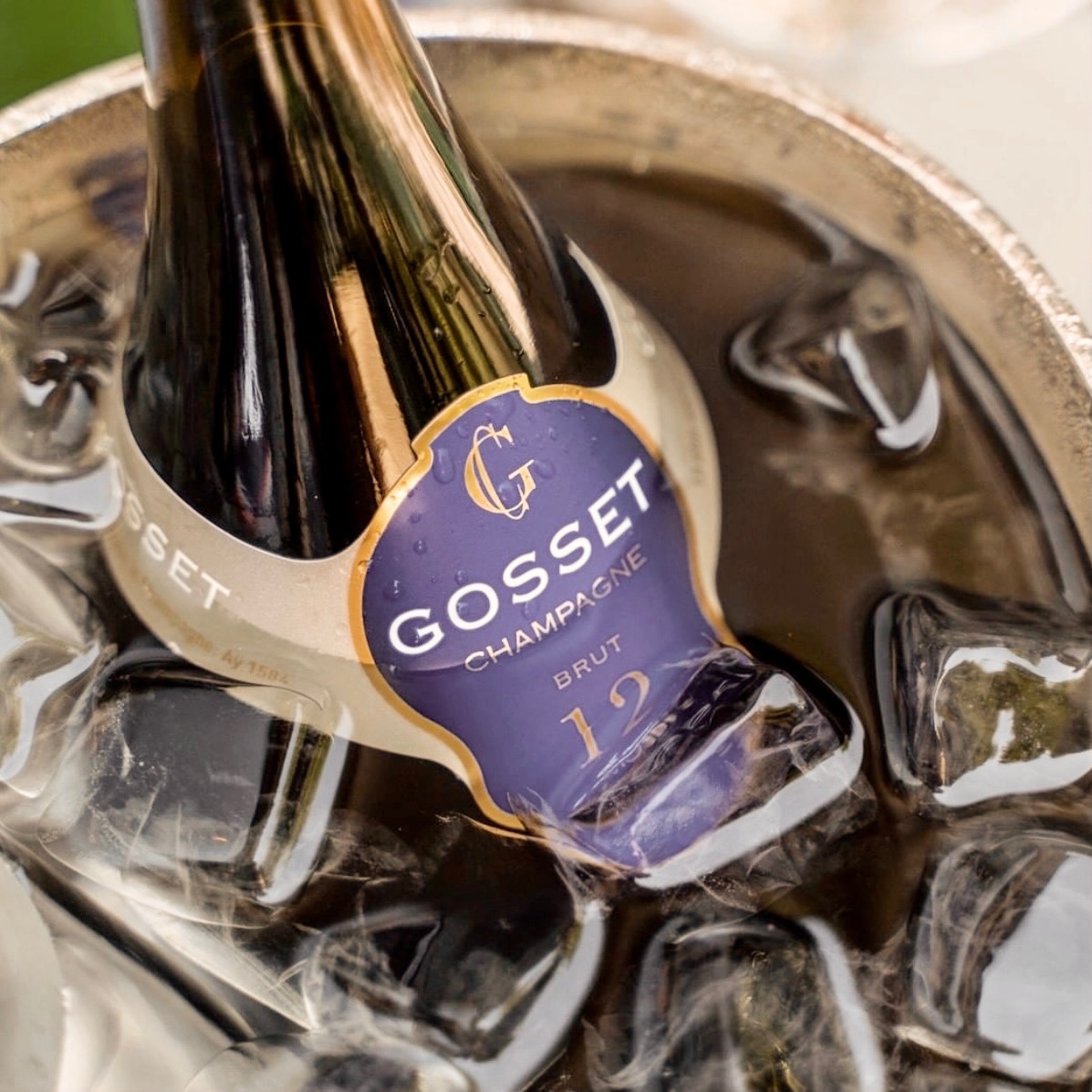 BenchmarkWine's tweet photo. Have you marked your calendar for our next Raid Y(our) Cellar Live Virtual Tasting? (snag your FREE viewer's seat)🍷

Join us 2.11.21 @ 5 PM PT, feat. Champagne Gosset, hosted by Somm Jon McDaniel (@mcvino) &amp; William Davis from Wilson Daniels.

Learn more: https://t.co/sgzDtVBRqK https://t.co/sr8FQjQca3