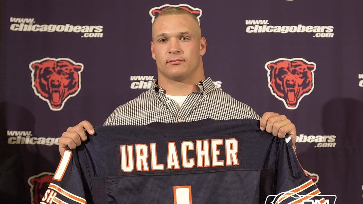 But the main reason for excitement around the 2001 Bears was their two star rookies from 2000: NFL DROY Brian Urlacher and fellow All-Rookie Team member Mike Brown.