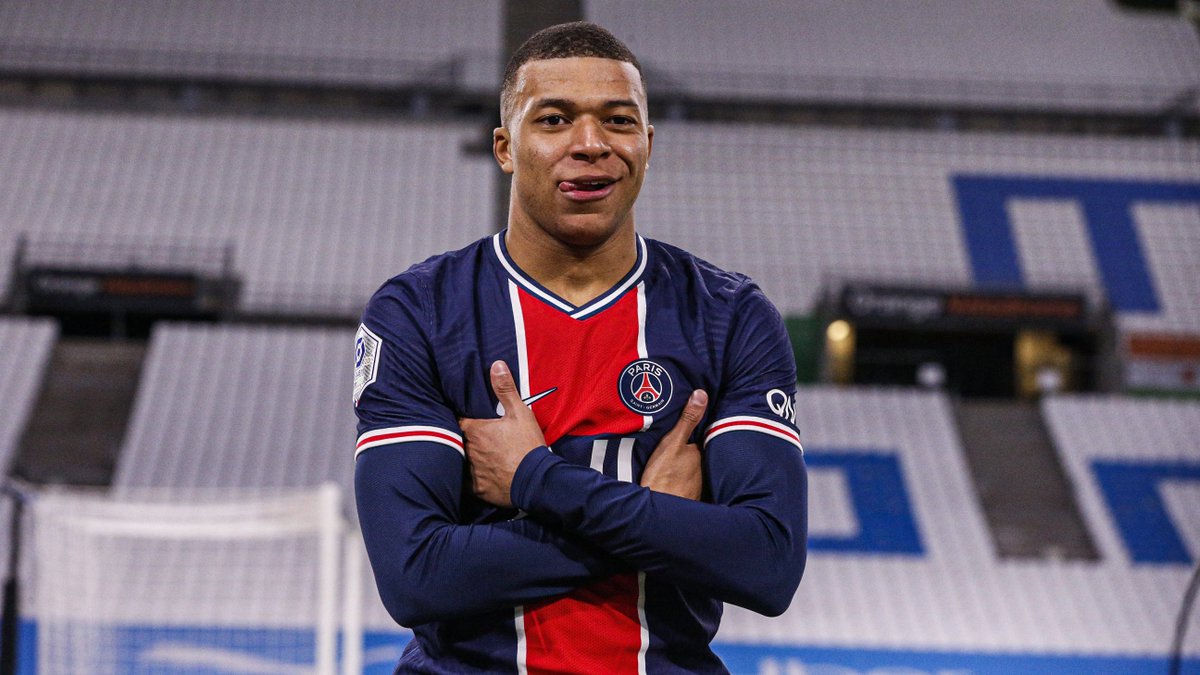 PSG_inside's tweet photo. 😋 https://t.co/XOW6neQYG5