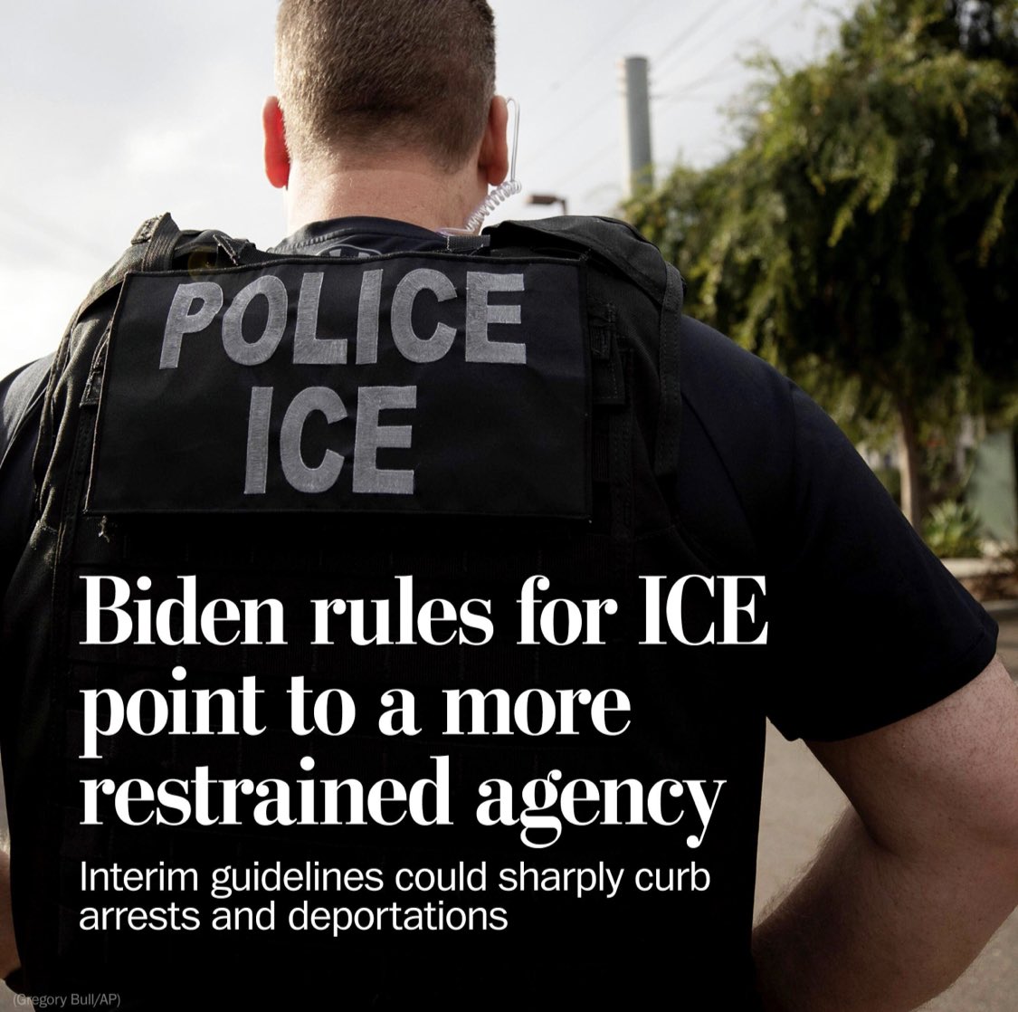 THREAD: ICE policy under  @JoeBiden is a threat to the safety of all Americans. It reads like a wishlist for cartels and the far left. Under Biden ICE will no longer deport people convicted of simple assault, DUI, money laundering, property crimes, fraud, tax crimes and more.